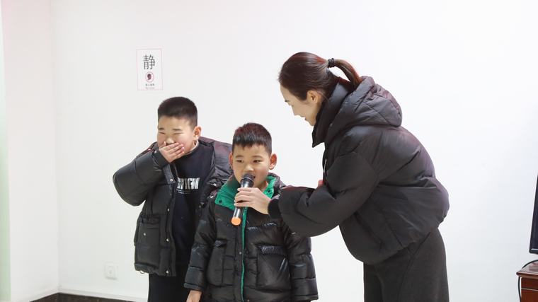 民权县图书馆举办“我们的节日·元旦”主题亲子阅读活动