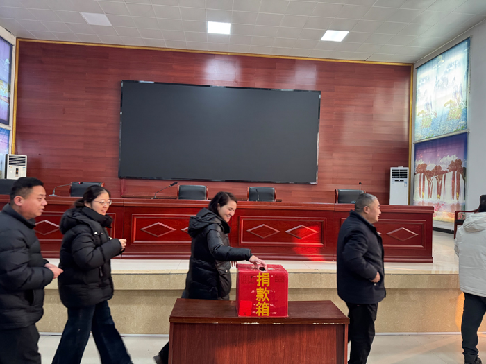 北关镇：开展“送温暖、献爱心”募捐活动