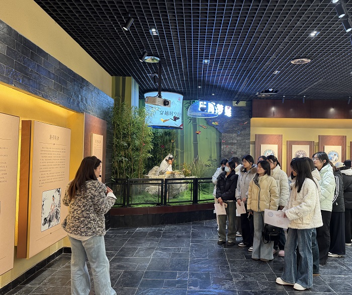 团县委组织返乡大学生开展“故里寻庄 文脉传承”研学活动