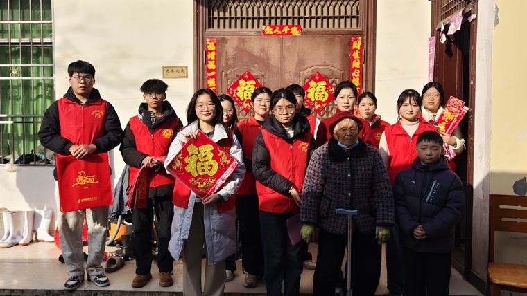 墨香暖民心 春联送万福——民权县图书馆开展新春送福暨读者满意度调查活动 墨香暖民心 春联送万福——民权县图书馆开展新春送福暨读者满意度调查活动