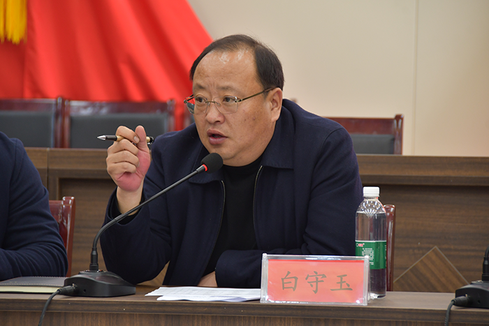 人和镇召开返乡人士座谈会 共话家乡发展