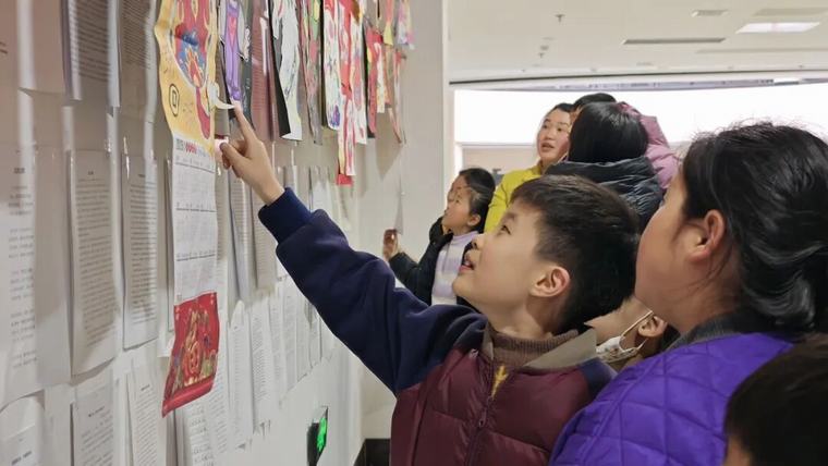 民权县图书馆举办了“妙笔绘春· 童心筑梦”马年新春青少年书画展 民权县图书馆举办了“妙笔绘春· 童心筑梦”马年新春青少年书画展