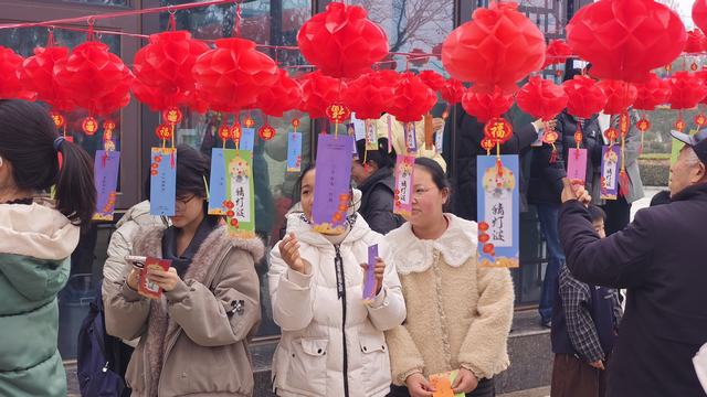 【网络中国节·元宵节】民权县图书馆举办“马跃书香闹元宵”第四届灯谜竞猜活动