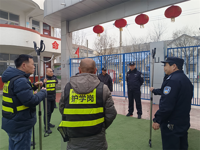 民权县第三小学开展护学岗防爆演练  筑牢校园安全防线