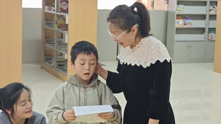 民权县图书馆举办2026年第五期“美文同诵”朗诵技巧公益讲座（总第68期）