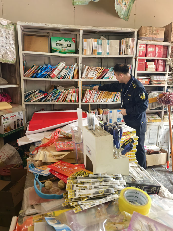 北关镇：开展 “扫黄打非” 图书市场 专项检查