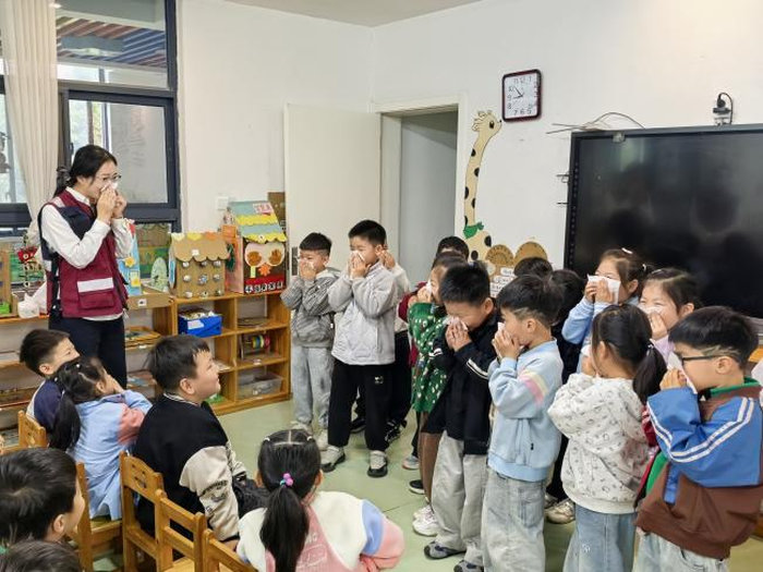 健康习惯进校园 守护幼儿共成长 —— 民权县疾控中心开展主题宣讲活动