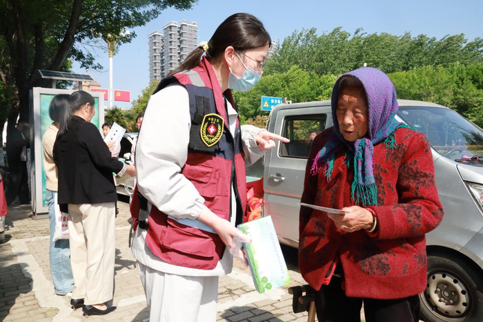 民权县疾病预防控制中心开展 第19个“全国疟疾日”主题宣传活动