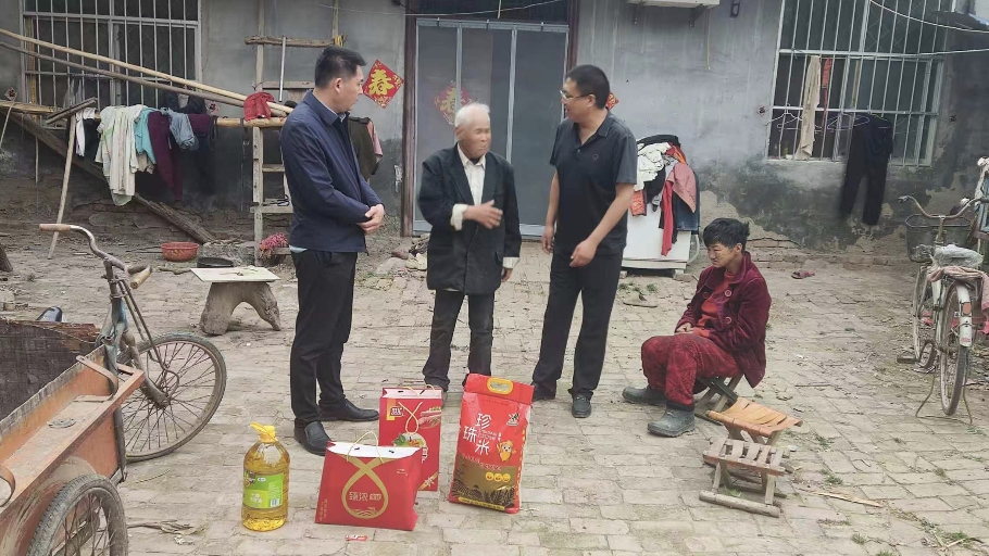 民权县卫健委慰问计生特殊家庭