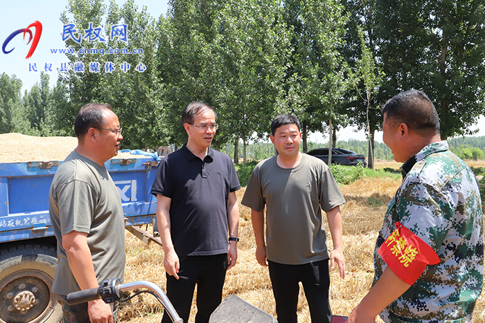县委副书记、县长王景义调研“三夏”生产工作