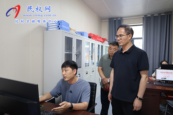 县委副书记、县长王景义调研“三夏”生产和群腐整治工作