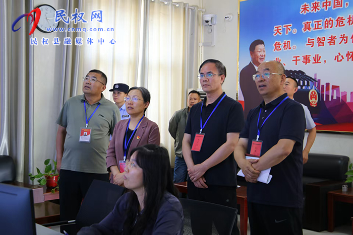 县委书记王静娴察看我县2026年普通高等学校招生考试工作情况 