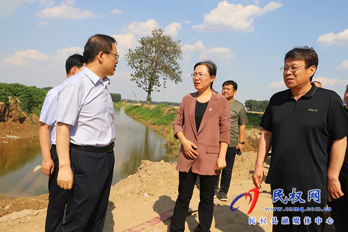  县委书记王静娴调研水利建设 涉农群腐整治和农村 “三资” 监管工作