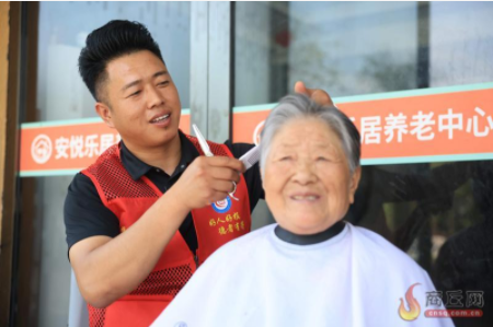 谢永海：一把剪刀传递人间大爱