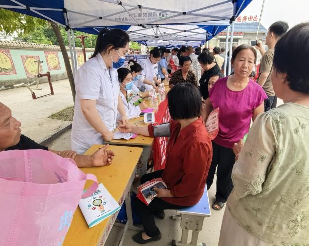 民权县中医院 积极参加“送文化、送健康、送科技”三下乡集中活动