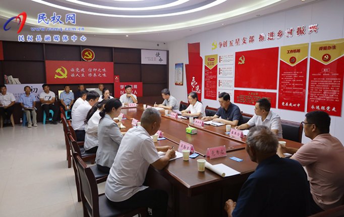 县委书记王静娴到绿洲街