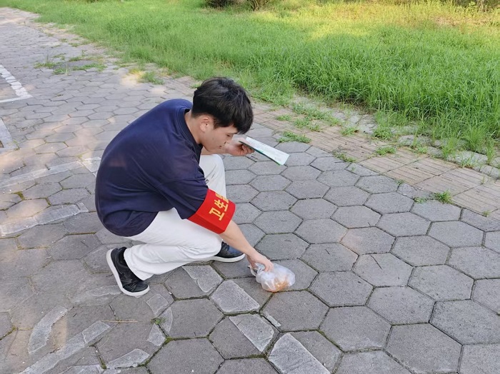 青春返家乡 文明护县城——民权县返乡大学生助力人居环境提质