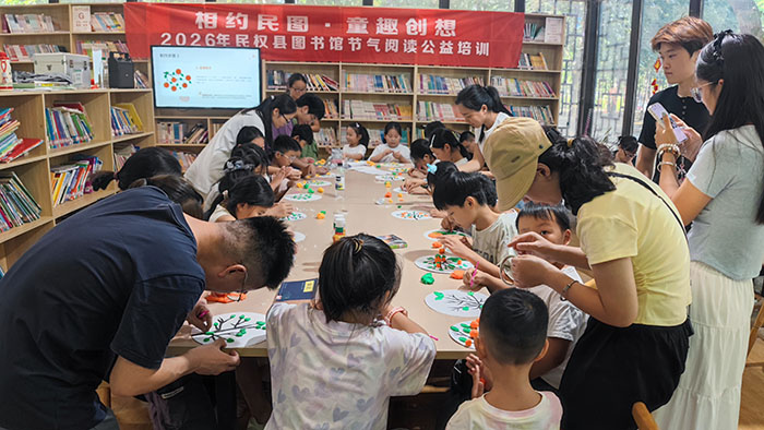 民权县图书馆开展“相约民图·童趣创想——你好，立秋”节气阅读活动