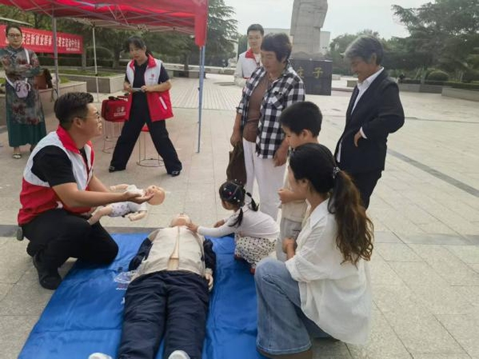 民权县中医院开展“世界急救日”义诊活动