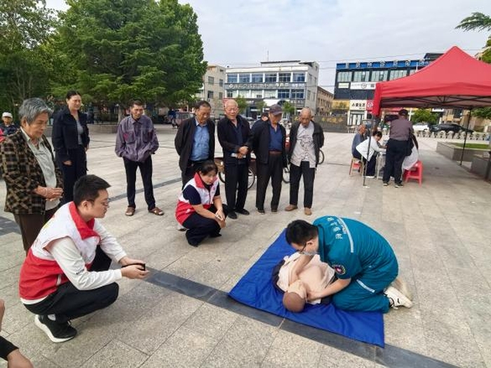 民权县中医院开展“世界急救日”义诊活动