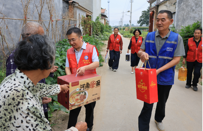 民权“红网格”:微光成炬 激活基层善治力量 民权“红网格”:微光成炬 激活基层善治力量